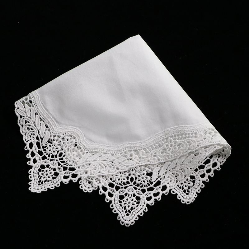 Monogrammed Handkerchief - مناديل دانتيل بيضاء A009 مصنوعة من