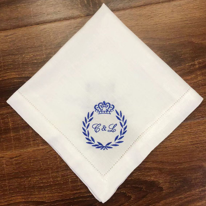 شخصية مشبك و مشبك التخصيص ، ال - مراجعة Monogrammed Handkerchief وسعره