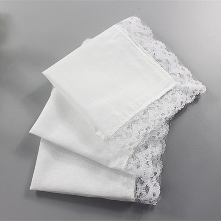 منديل دانتيل مخصص للنساء، مناد - مراجعة Monogrammed Handkerchief وسعره